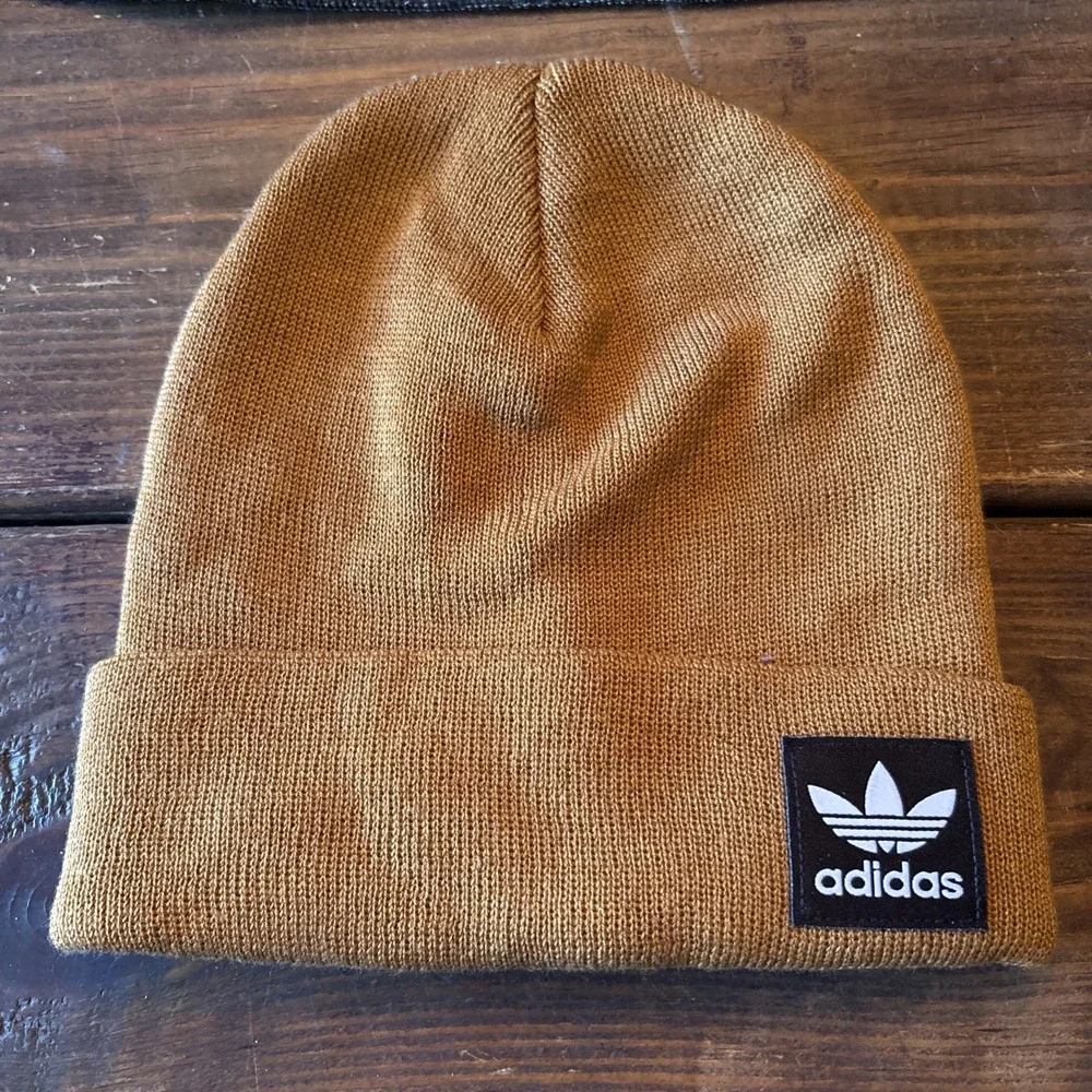 Adidas‎ Originals Trefoil Logo Beanie Gold Men's/women's Hat